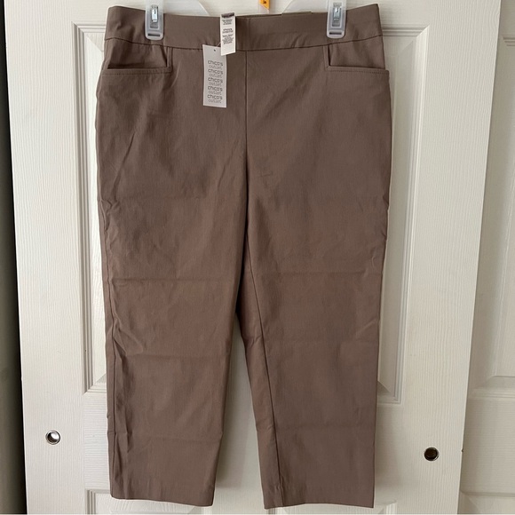 Chico's Pants - CHICOS Sleek Stretch Laureen Crop Basic Slim Capri Taos Taupe Color Pants Size 1
